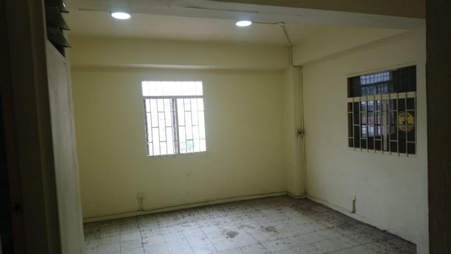 Bodega en arriendo en La Candelaria, Medellín, 40 m² · foto 4 de 8