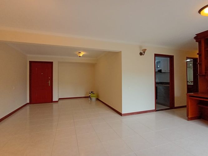 Apartamento de 3 alcobas en arriendo en Laureles, Medellín, 101 m² · foto 3 de 20
