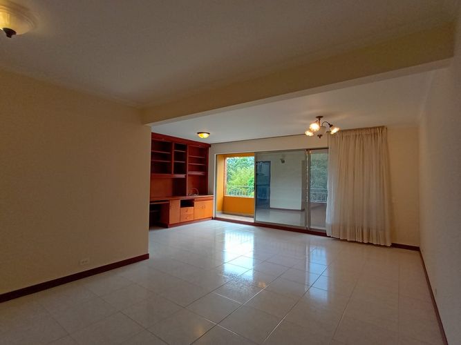 Apartamento de 3 alcobas en arriendo en Laureles, Medellín, 101 m² · foto 2 de 20