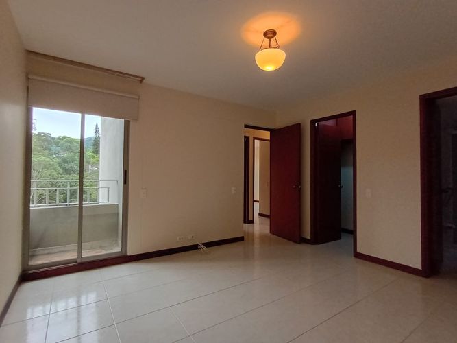 Apartamento de 3 alcobas en arriendo en Laureles, Medellín, 101 m² · foto 15 de 20
