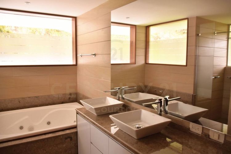 Casa de 5 alcobas en venta en Mercenario, Chía, 465 m² · foto 16 de 22