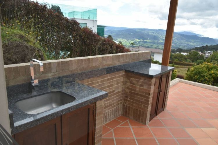 Casa de 5 alcobas en venta en Mercenario, Chía, 465 m² · foto 17 de 22