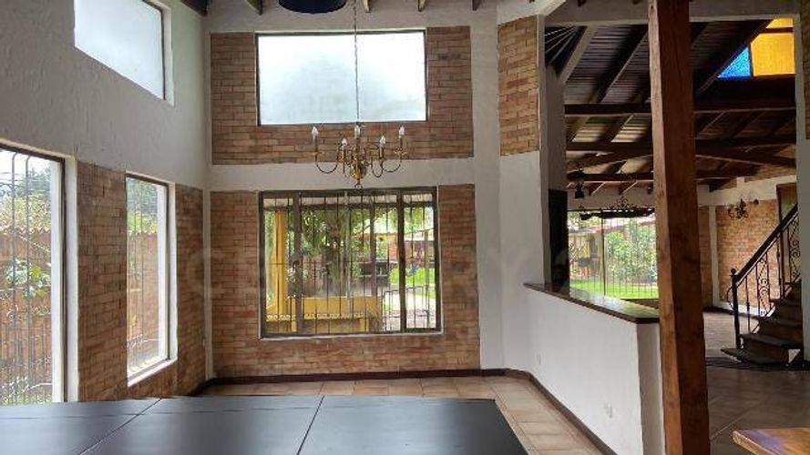 Casa de 4 alcobas en venta en Cr Ponylandia, Chía, 325 m² · foto 14 de 23