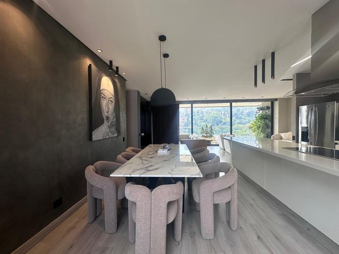 Apartamento de 3 alcobas en venta en El Poblado, Medellín, 198 m² · foto 9 de 20