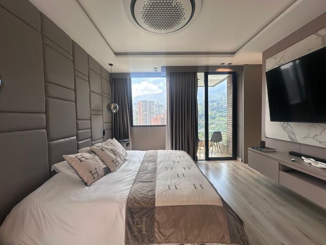 Apartamento de 3 alcobas en venta en El Poblado, Medellín, 198 m² · foto 15 de 20