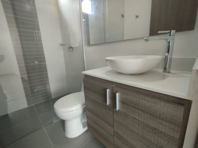Apartamento de 3 alcobas en arriendo en Loma Del Escobero, Envigado, 95 m² · foto 10 de 16