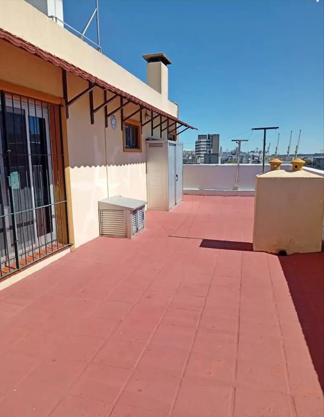 ALQUILER | Apartamento 2 dormitorios con parrillero · Foto 2