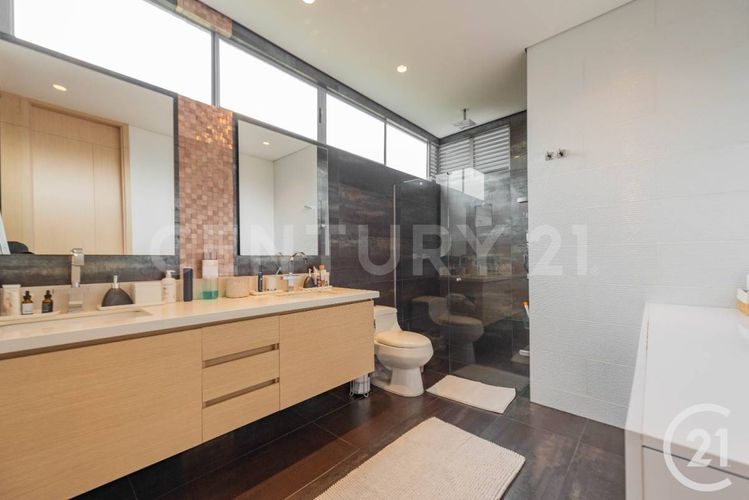 Apartamento de 3 alcobas en venta en La Visitación, Medellín, 277 m² · foto 4 de 24