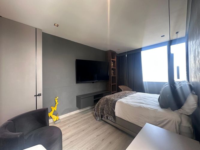 Apartamento de 3 alcobas en venta en El Poblado, Medellín, 198 m² · foto 14 de 20