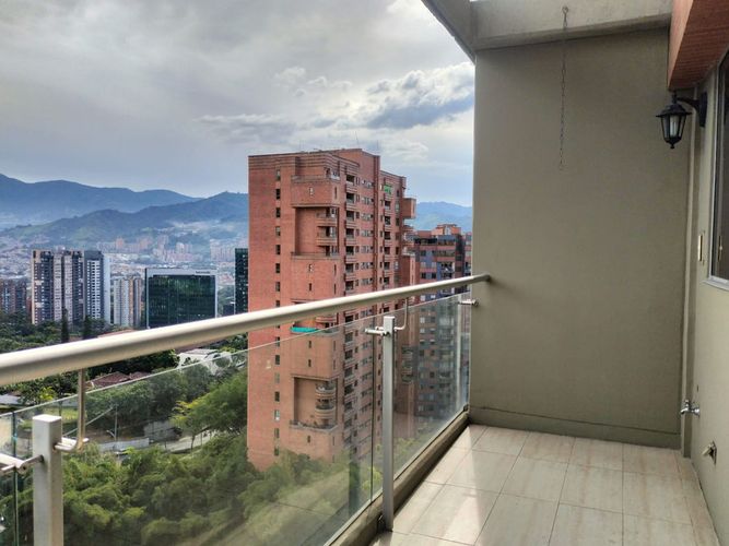Apartamento de 3 alcobas en venta en El Poblado, Medellín, 92 m² · foto 17 de 17