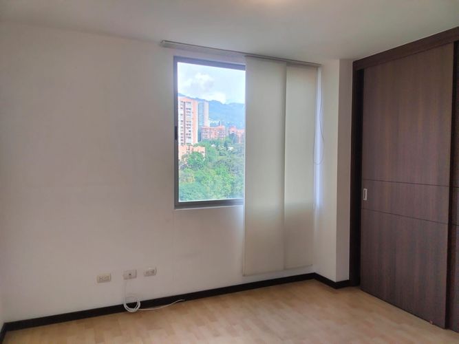 Apartamento de 3 alcobas en venta en El Poblado, Medellín, 92 m² · foto 6 de 17