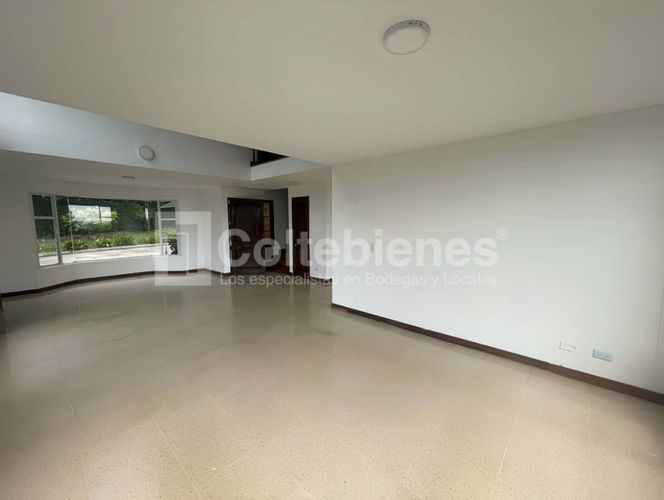 Casa de 6 alcobas en venta en Loma Del Escobero, Envigado, 1450 m² · foto 11 de 24