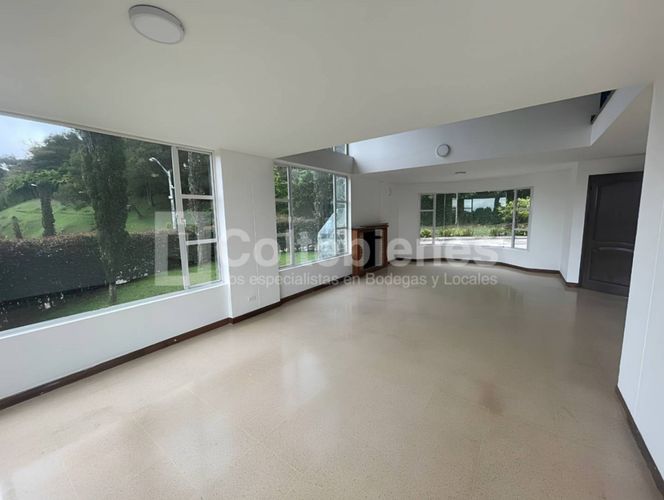 Casa de 6 alcobas en venta en Loma Del Escobero, Envigado, 1450 m² · foto 12 de 24