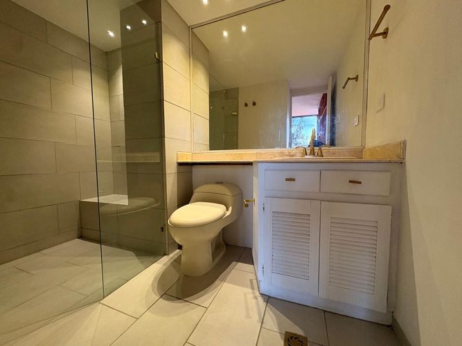 Apartamento en venta en El Poblado, Medellín · foto 11 de 12