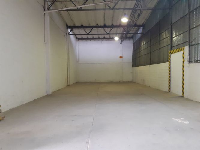 Bodega en arriendo en Albornoz, Cartagena, 933 m² · foto 6 de 12