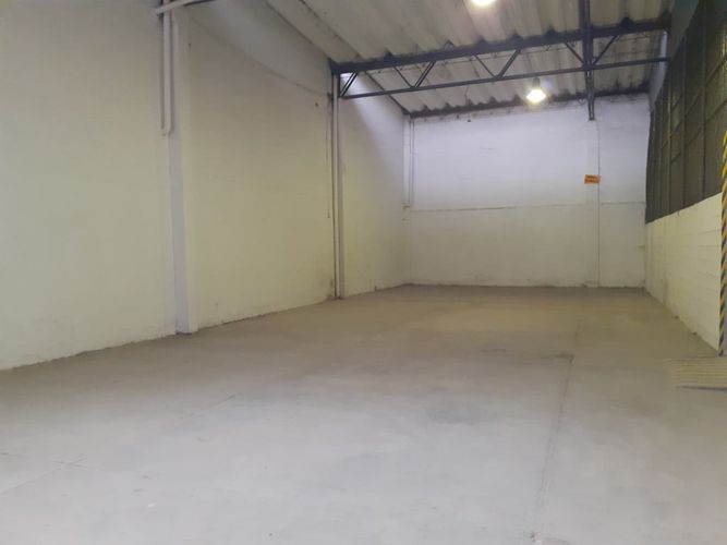 Bodega en arriendo en Albornoz, Cartagena, 933 m² · foto 7 de 12