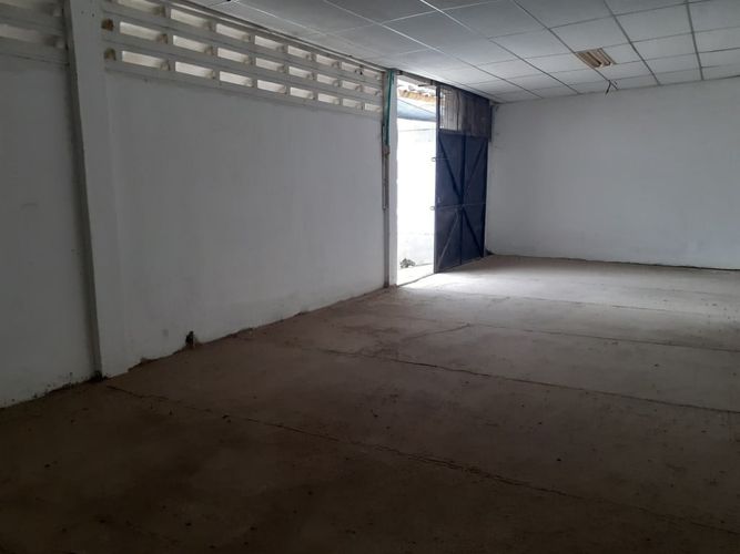Bodega en arriendo en Albornoz, Cartagena, 933 m² · foto 11 de 12