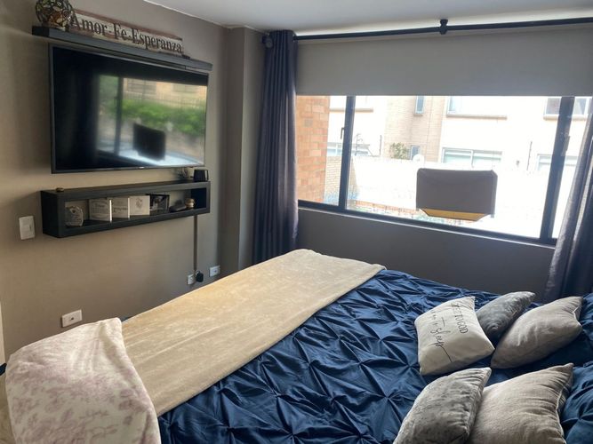 Apartamento de 3 alcobas en venta en Bella Suiza, Bogotá, 182 m² · foto 10 de 24