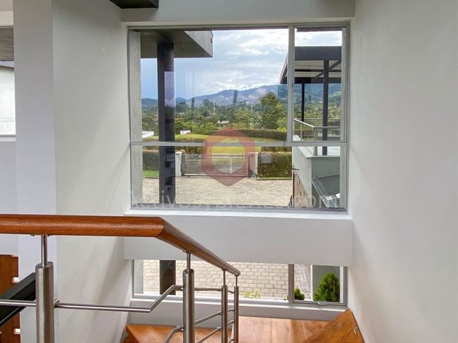Casa de 4 alcobas en venta en El Tablazo, Rionegro · foto 5 de 13