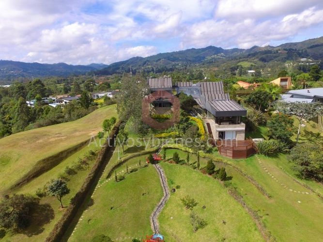 Casa de 4 alcobas en venta en El Tablazo, Rionegro · foto 13 de 13