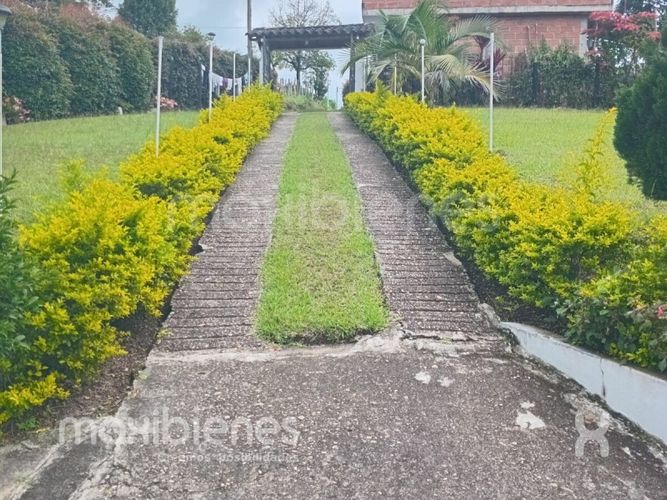 Finca en venta en Belen, Rionegro, 188 m² · foto 3 de 22