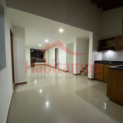 Casa de 5 alcobas en venta en El Carmen De Viboral, El Carmen de Viboral, 160 m² · foto 2 de 20