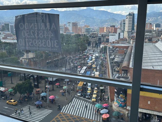 Local en venta en La Candelaria, Medellín, 740 m² · foto 14 de 22