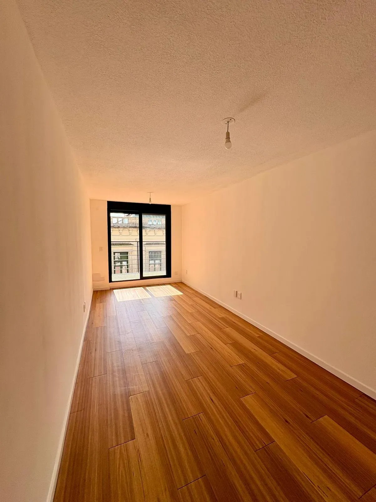 Alquiler Apartamento 1 Dormitorio Cordon Con Barbacoa Y Gym Ventura Cultural - RH-11693 · Foto 3