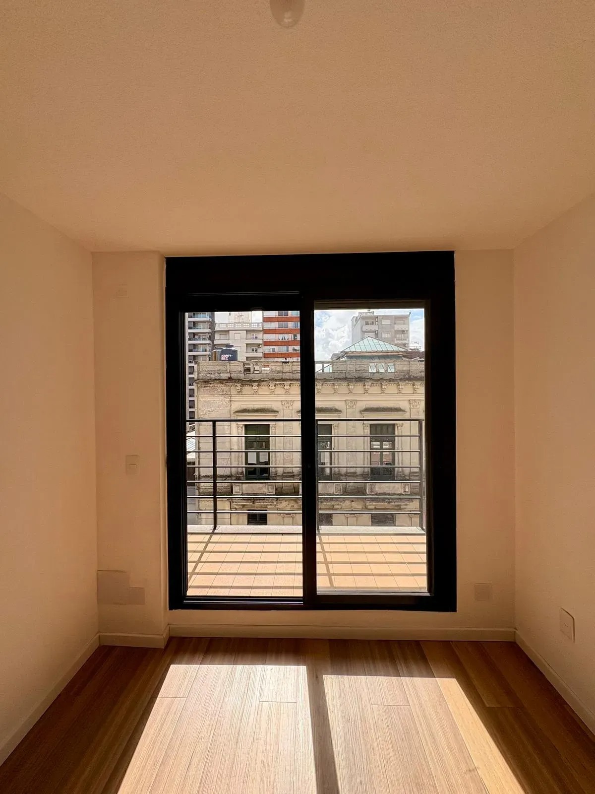 Alquiler Apartamento 1 Dormitorio Cordon Con Barbacoa Y Gym Ventura Cultural - RH-11693 · Foto 5
