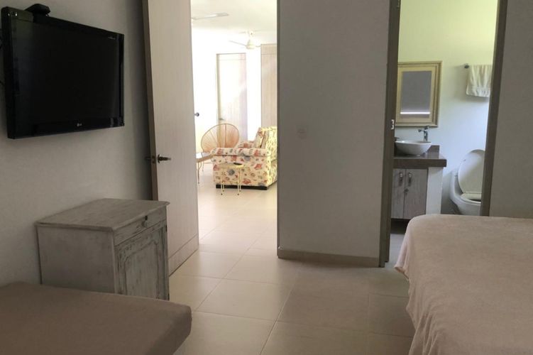 Casa de 6 alcobas en venta en Girardot, Girardot, 340 m² · foto 11 de 19