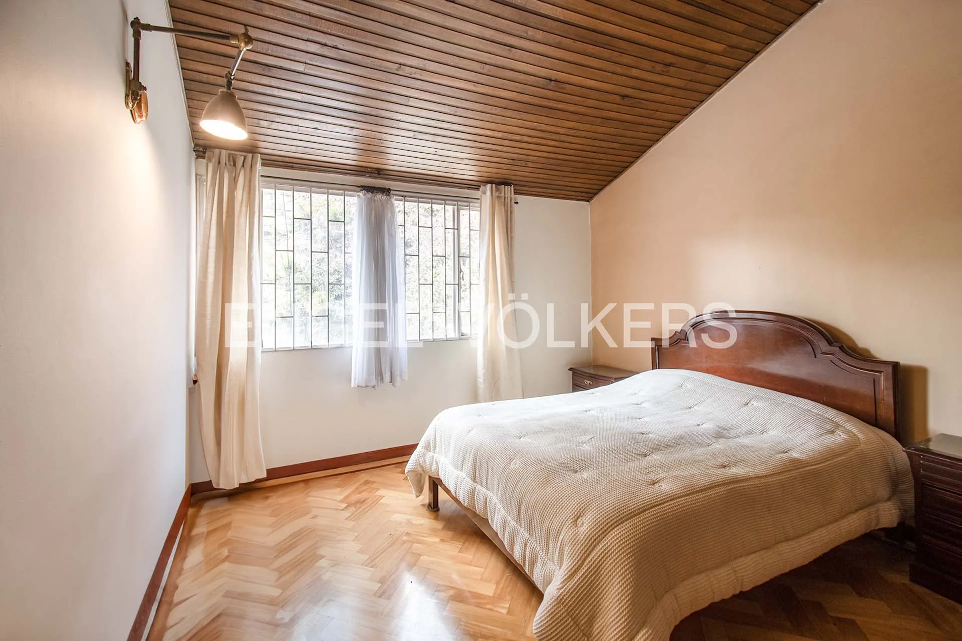 Casa en venta en Bella Suiza, Bogotá · foto 13 de 23