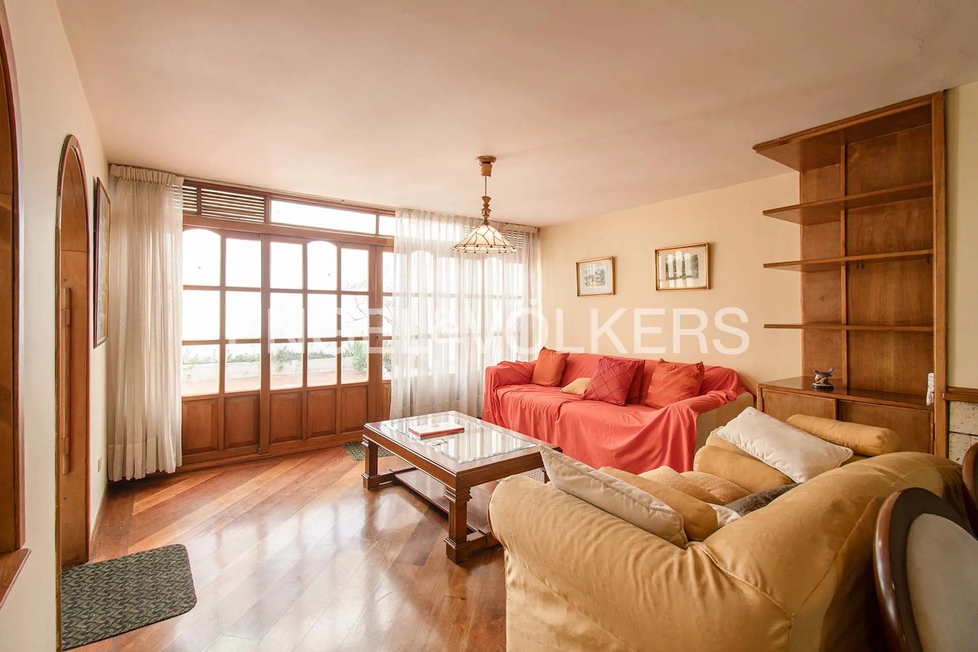 Casa en venta en Bella Suiza, Bogotá · foto 2 de 23