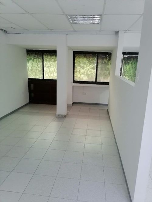 Local en arriendo en El Prado, Barranquilla, 800 m² · foto 4 de 8