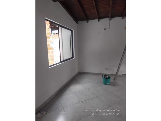 Casa de 7 alcobas en arriendo en Calasanz, Medellín, 90 m² · foto 15 de 24