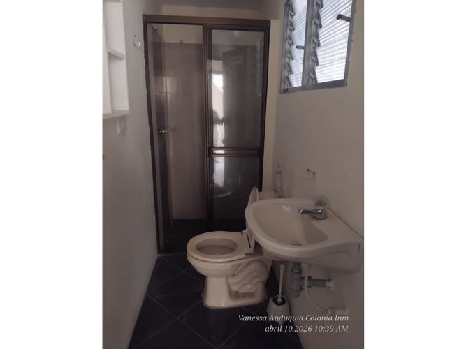 Casa de 7 alcobas en arriendo en Calasanz, Medellín, 90 m² · foto 23 de 24