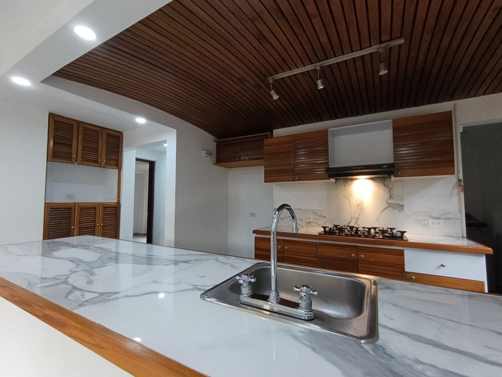 Apartaestudio en Arriendo en El Poblado, Medellín