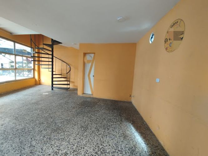Local en arriendo en Maraya, Pereira, 56 m² · foto 2 de 12
