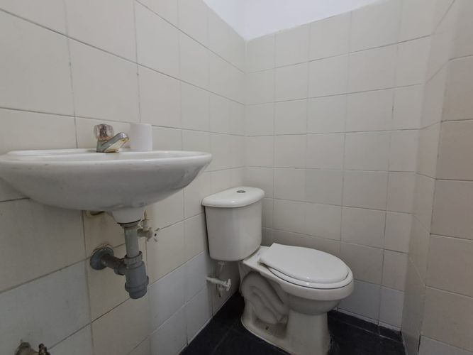 Local en arriendo en Laureles, Medellín, 308 m² · foto 11 de 13