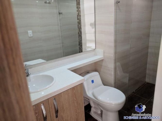 Apartamento de 3 alcobas en venta en La Florida, Medellín, 147 m² · foto 5 de 15