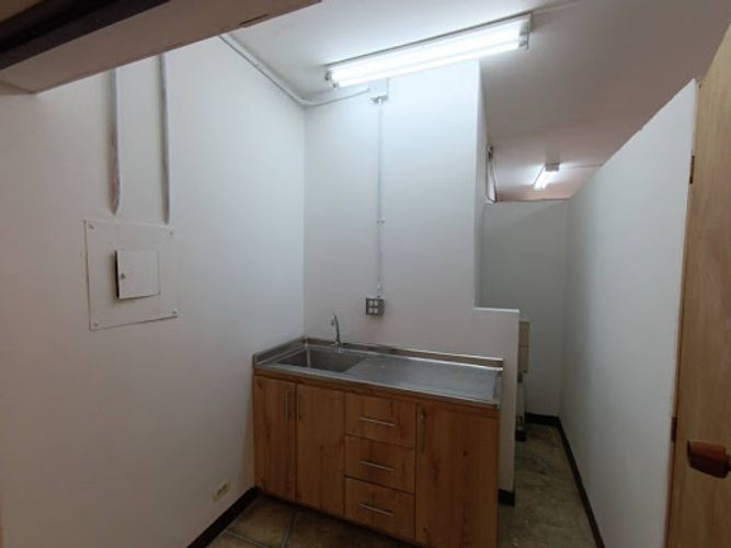 Local en arriendo en La Esmeralda, Itagüí, 150 m² · foto 5 de 8
