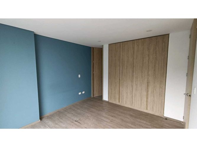 Apartamento de 2 alcobas en venta en Rincon Del Chico, Bogotá, 89 m² · foto 7 de 13