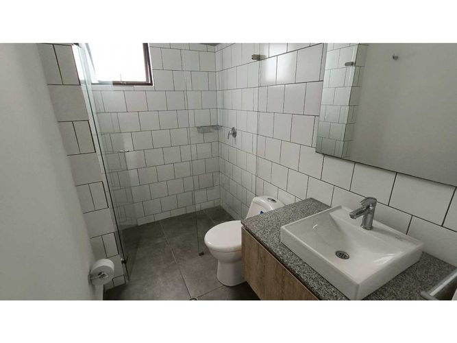 Apartamento de 2 alcobas en venta en Rincon Del Chico, Bogotá, 89 m² · foto 8 de 13