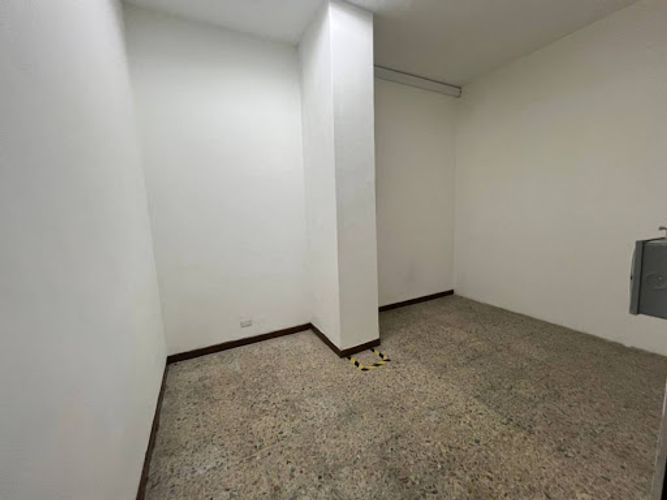 Local en arriendo en La Esmeralda, Itagüí, 130 m² · foto 4 de 9