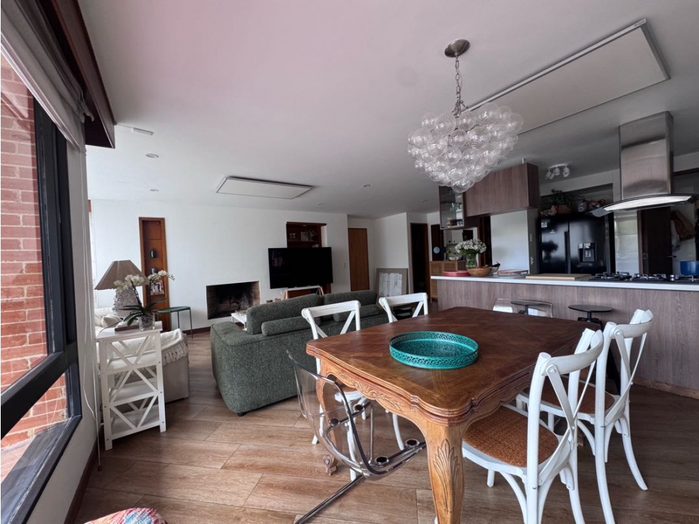 Apartamento en venta en Los Rosales, Bogotá · foto 5 de 23