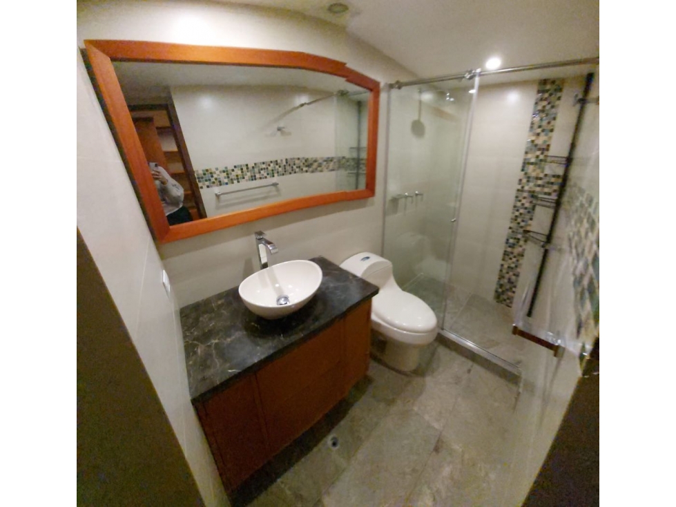 Apartamento en venta en Los Rosales, Bogotá · foto 9 de 23