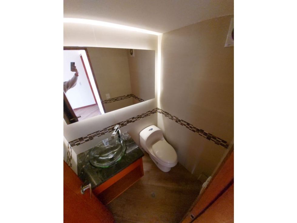 Apartamento en venta en Los Rosales, Bogotá · foto 12 de 23