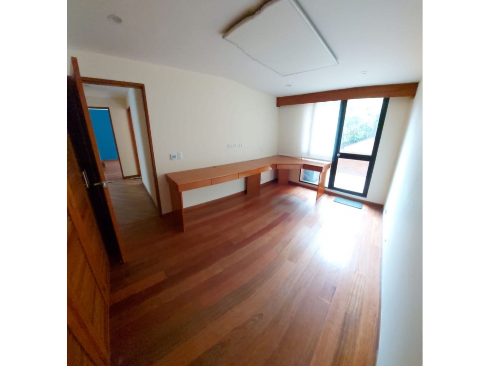 Apartamento en venta en Los Rosales, Bogotá · foto 20 de 23