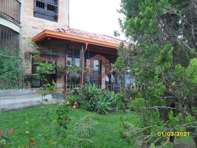 Casa de 4 alcobas en venta en Machado, Copacabana · foto 3 de 19