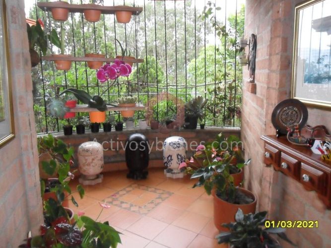 Casa de 4 alcobas en venta en Machado, Copacabana · foto 14 de 19