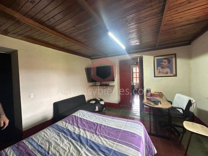 Casa de 6 alcobas en venta en La Aldea, La Estrella · foto 6 de 23
